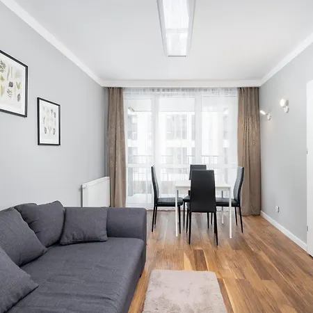 Osiedle Avia Modern Apartman *